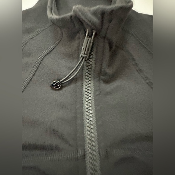 lululemon athletica Jet Black Jacket - Picture 4 of 4